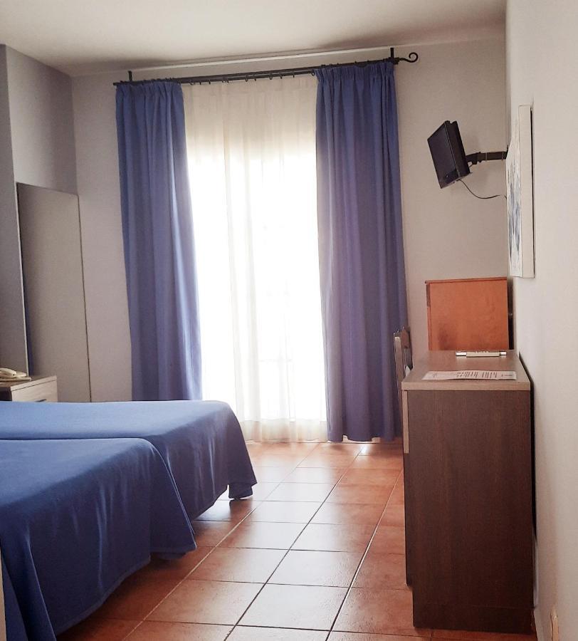 Hostal La Colonia Marbella Zewnętrze zdjęcie